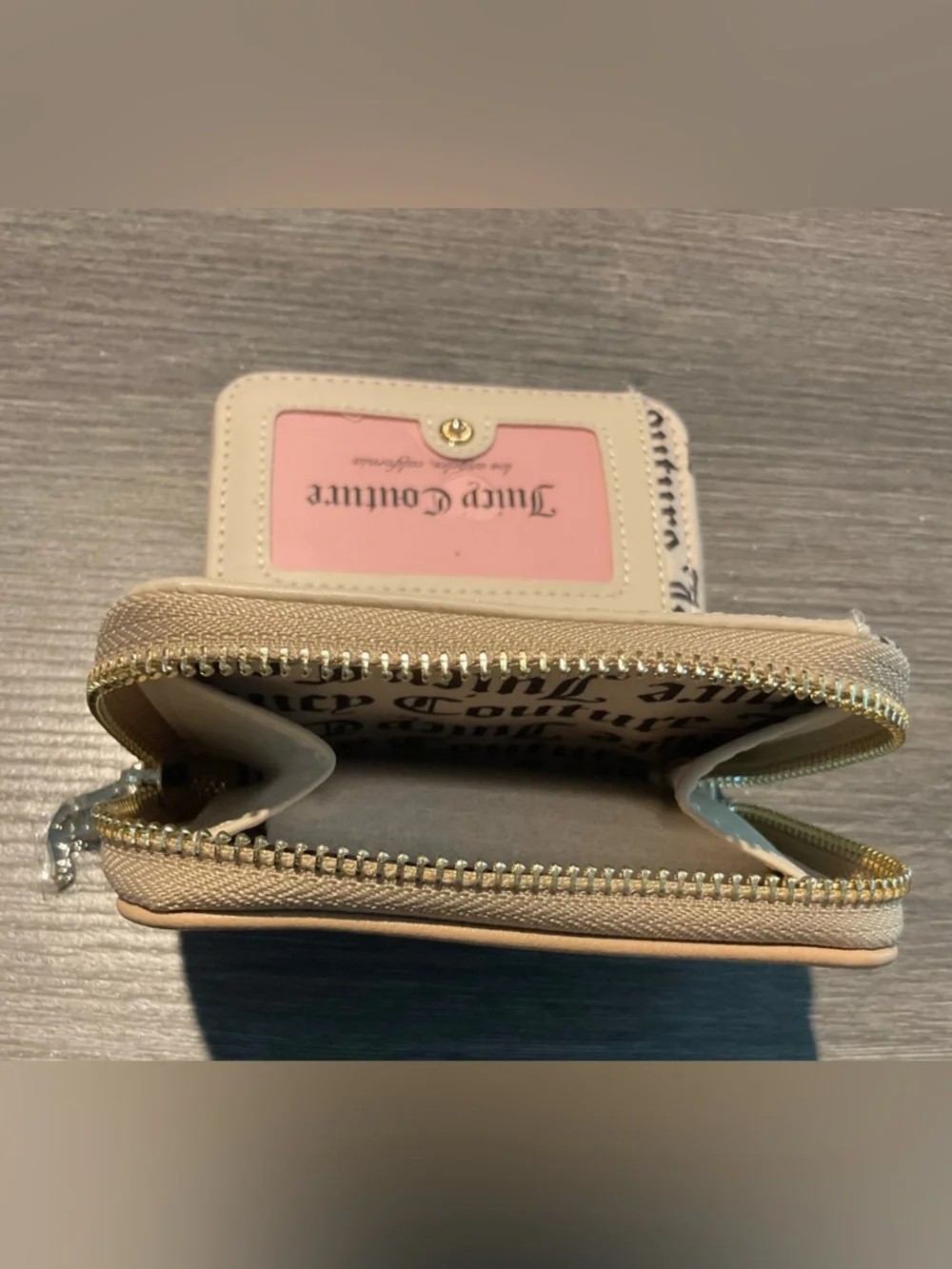 Juicy Couture Lovers 8 pc BUNDLE - MSRP: $350+ - Picture 8 of 16